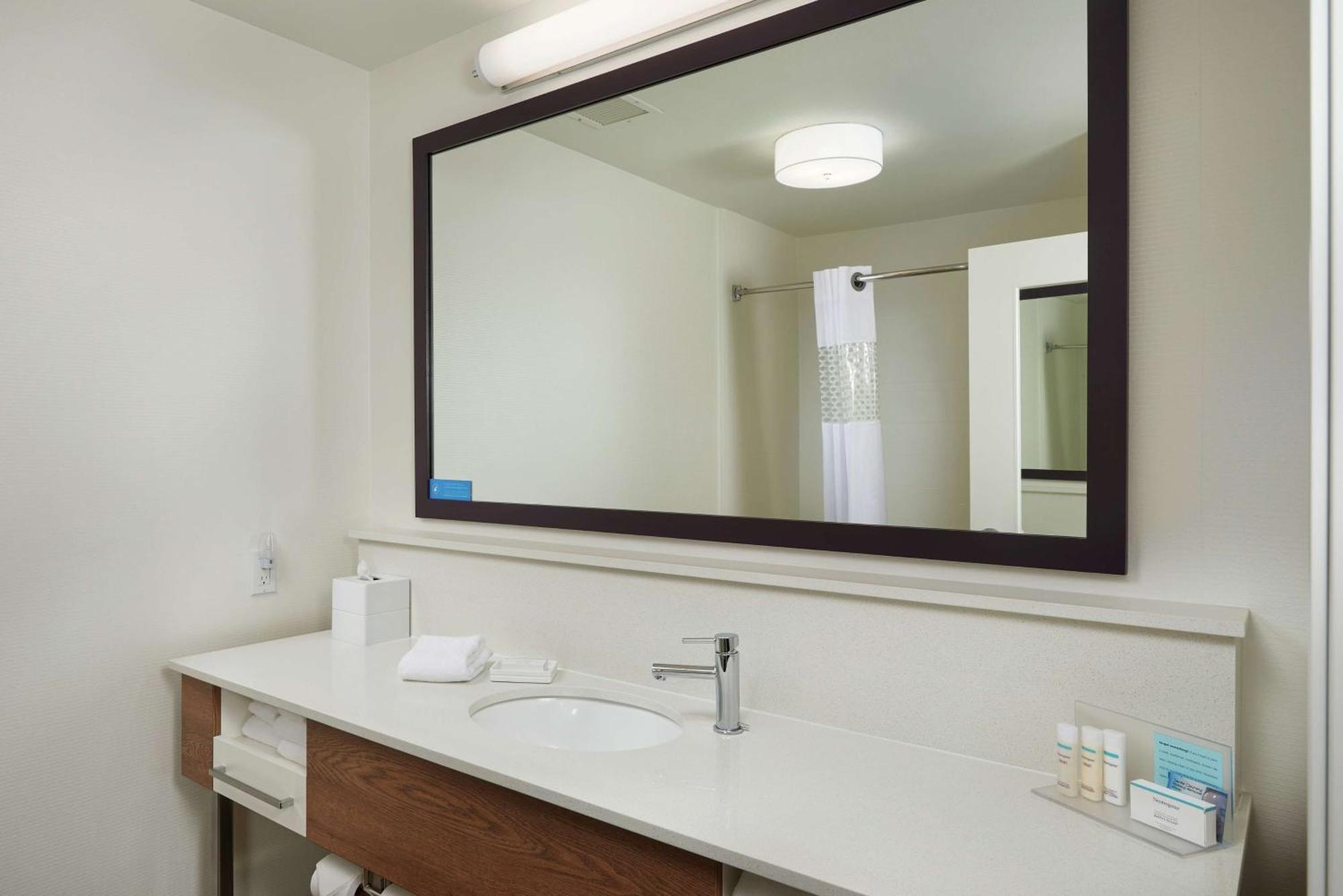 Hampton Inn Хелена Екстериор снимка