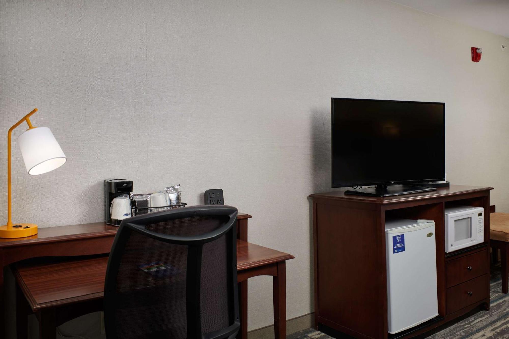 Hampton Inn Хелена Екстериор снимка