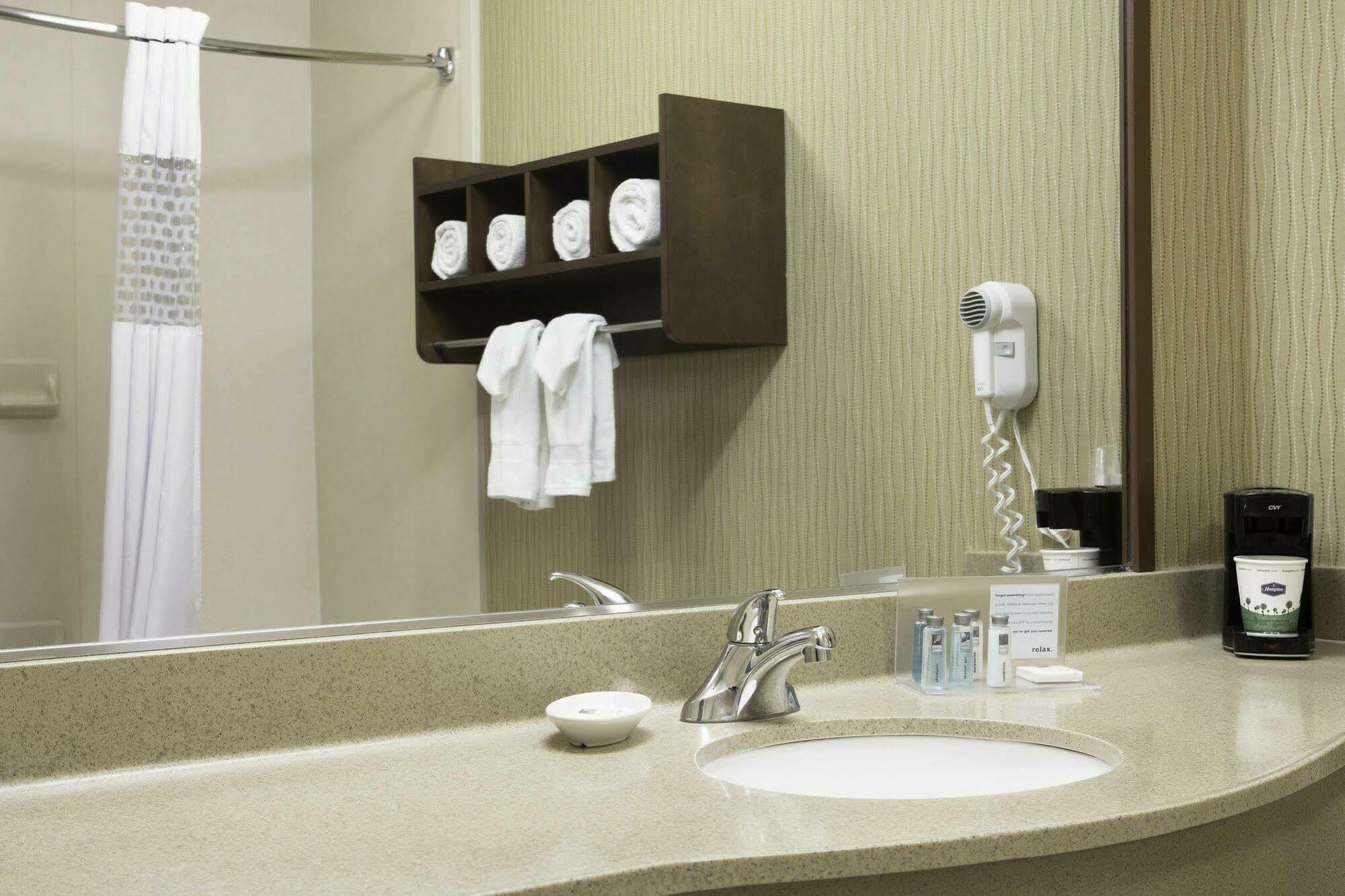 Hampton Inn Хелена Екстериор снимка